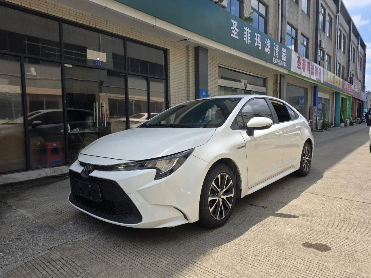 2023 Toyota Levin Hybrid front three-quarter exterior view