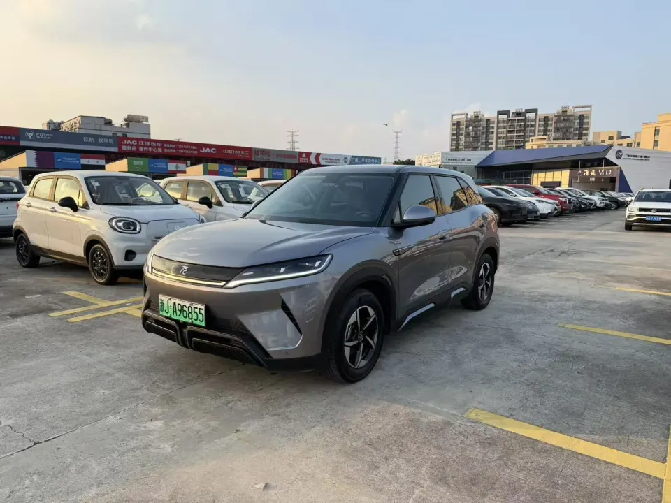 2024 BYD Yuan UP 401KM Leading Version — supplier vehicle photo 1